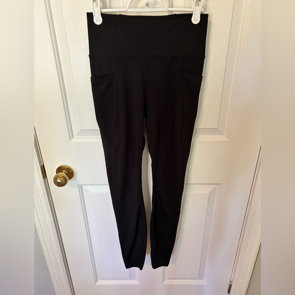 Marika, leggings, used but still in good condition, size Small.